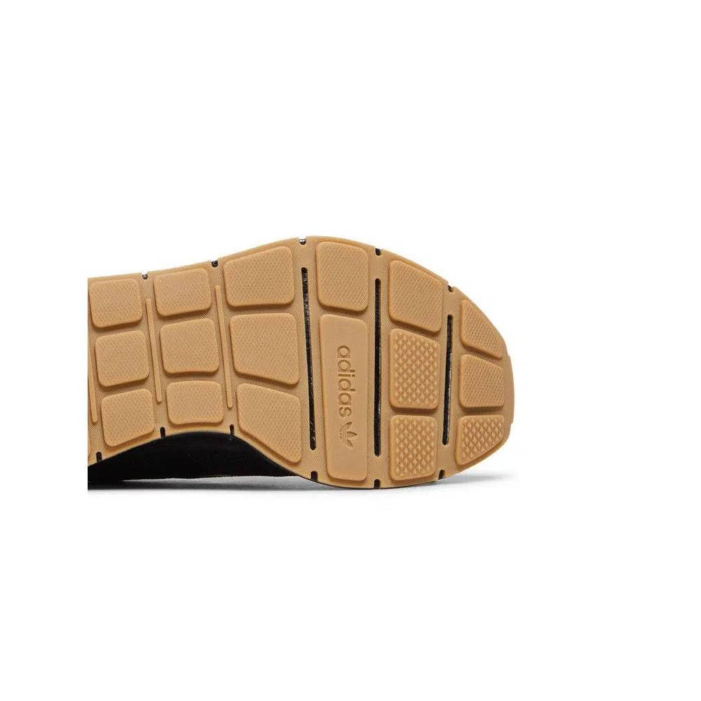 Кроссовки adidas Swift Run 'Black Gum' 5