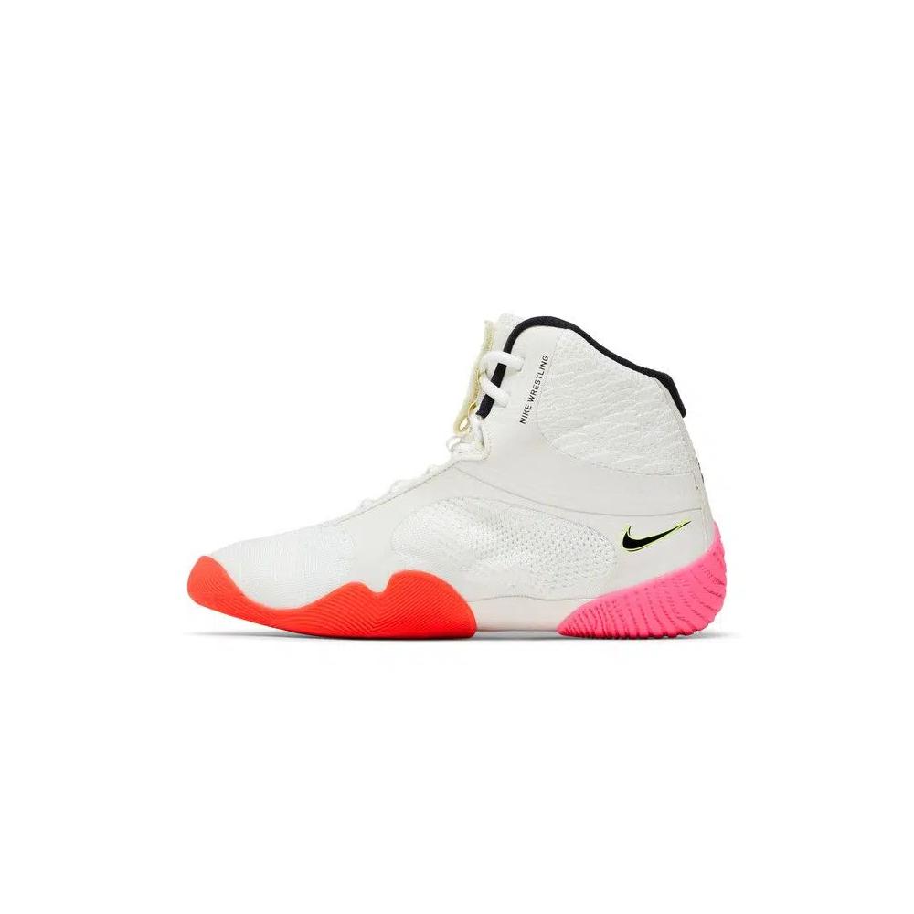 Кроссовки Nike Tawa SE 'Rawdacious' 3