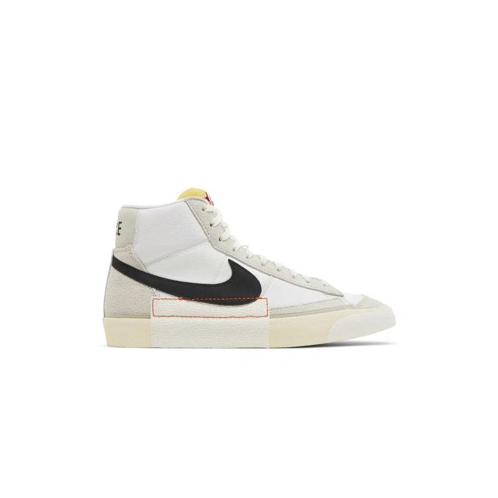 Кроссовки Nike Blazer Mid '77 Pro Club 'Remastered - Light Bone Black' 1