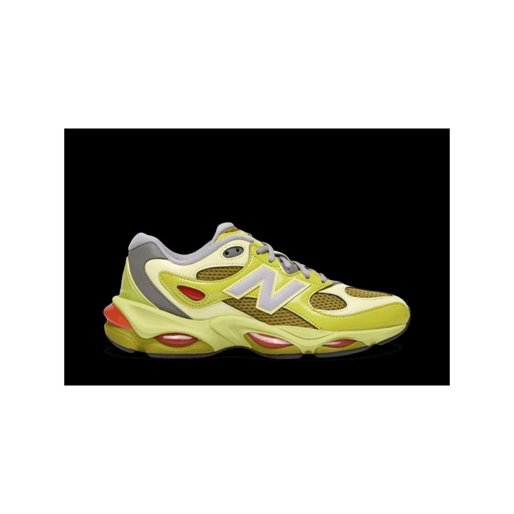 Повседневные кроссовки New Balance 983 'Yellow Red Grey' 1
