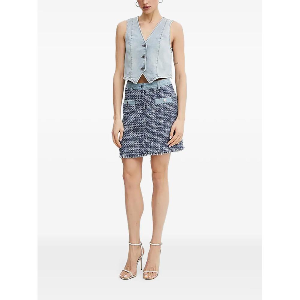button V-neck top 2
