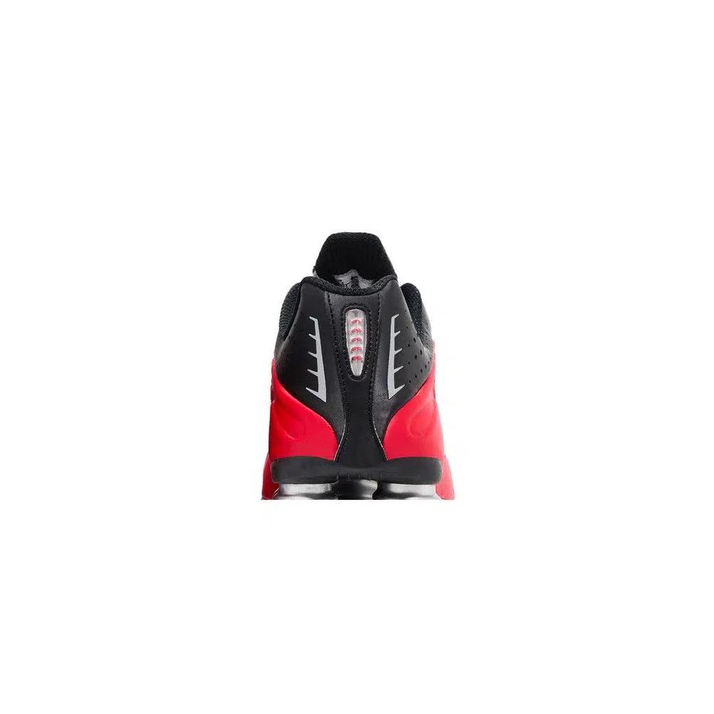 Кроссовки Nike Shox R4 'University Red Black' 7