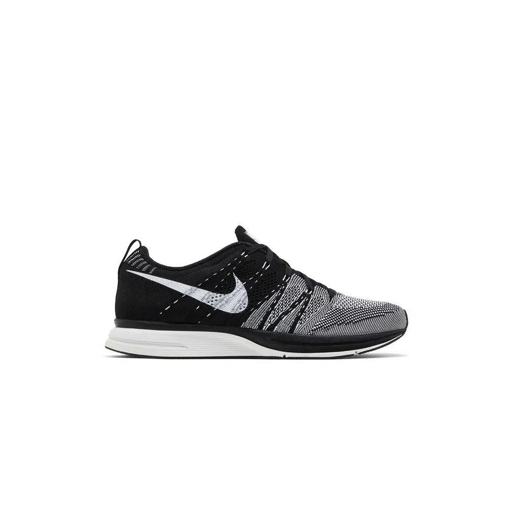 Кроссовки Nike Flyknit Trainer+ 'Black White' 1