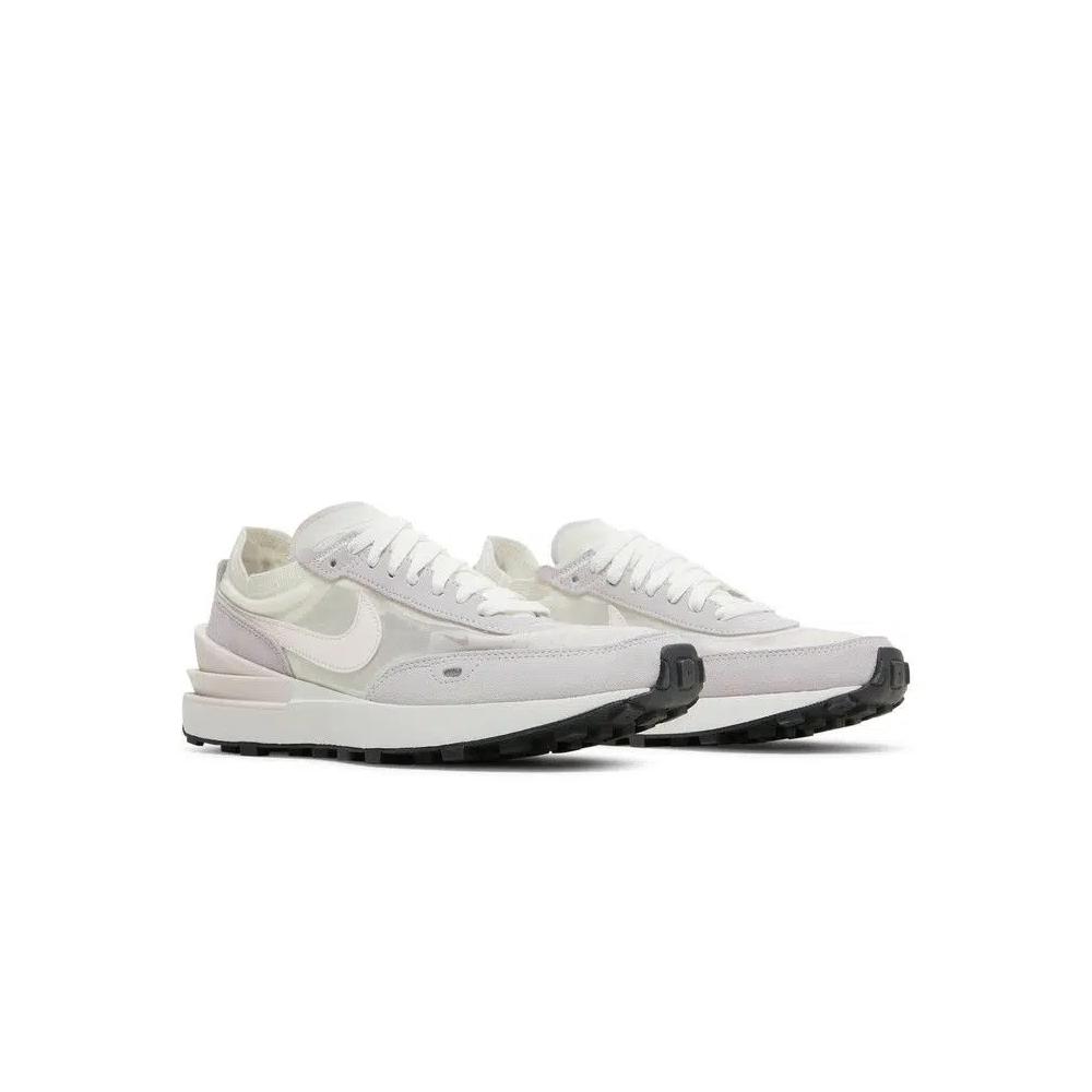 Лайфстайл Бег Nike Wmns Waffle One 'Light Soft Pink' 8