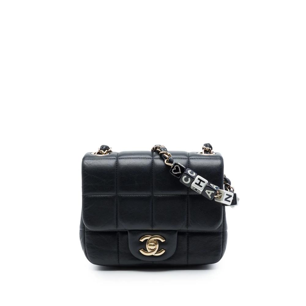 Стеганая мини-сумка через плечо Lambskin Resin Crystal Square Monacoco Flap (2021-2026 годы) 1