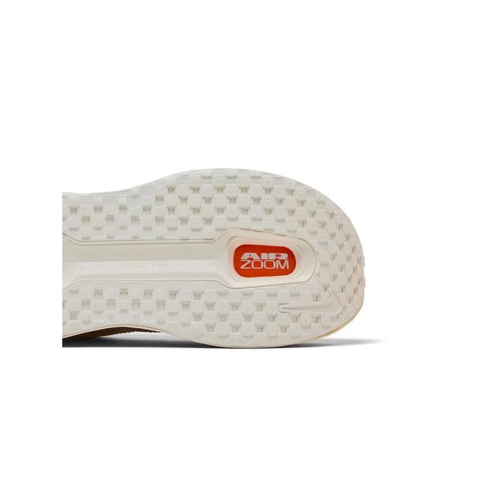 Кроссовки Nike Vomero Premium 'Sail Total Orange' 5