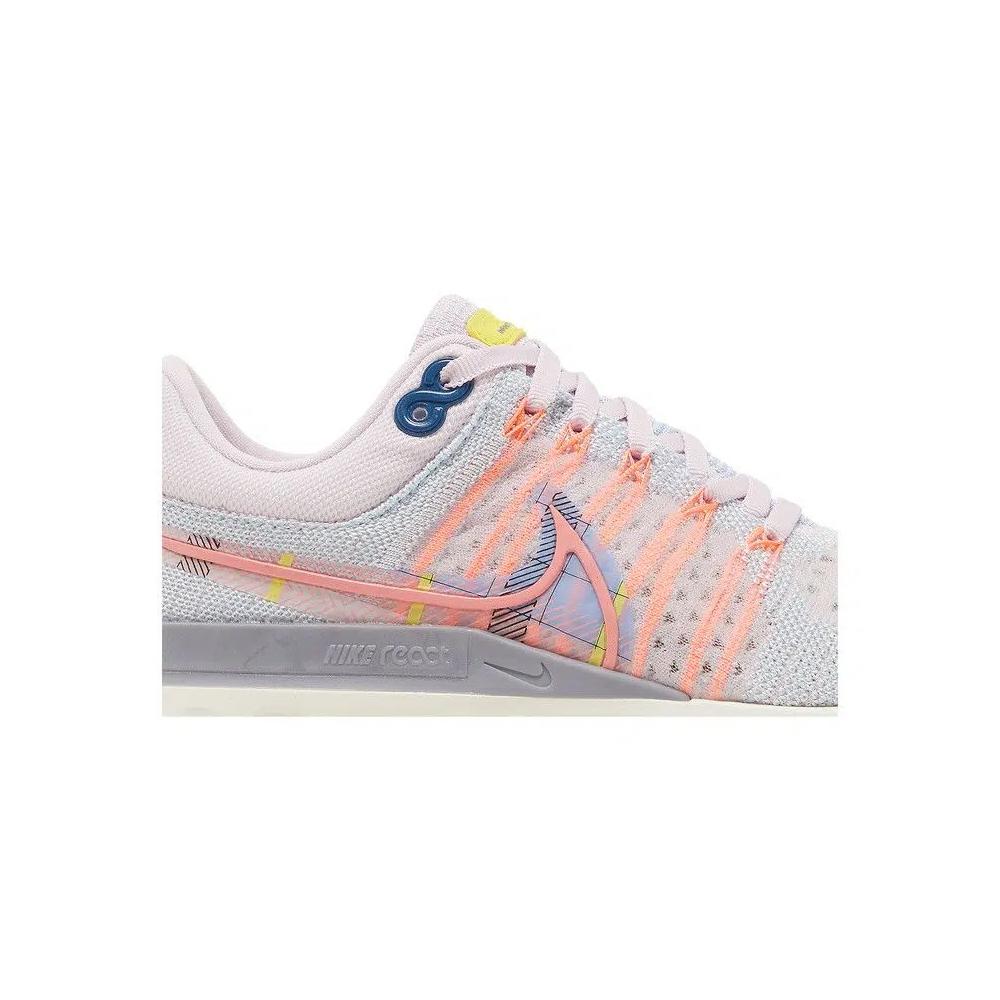 Кроссовки Nike Wmns React Infinity Run Flyknit 2 Premium 'Pink Foam Blue Tint' 2