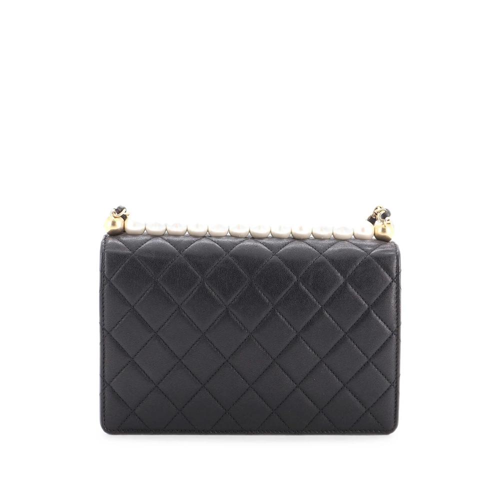Chic Pearls Flap Bag Quilted Lambskin Small shoulder bag 2