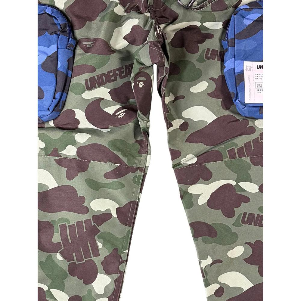Брюки-карго с карманами из коллаборации с Undefeated 2