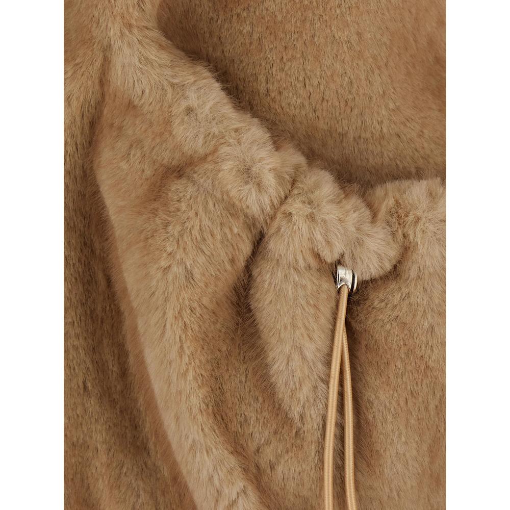 faux-fur hooded gilet 3