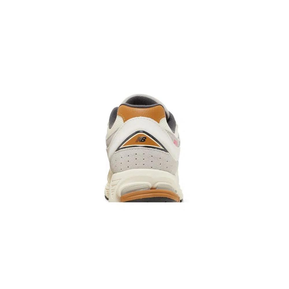 Кроссовки New Balance 2002R 'Warm Alpaca' 7