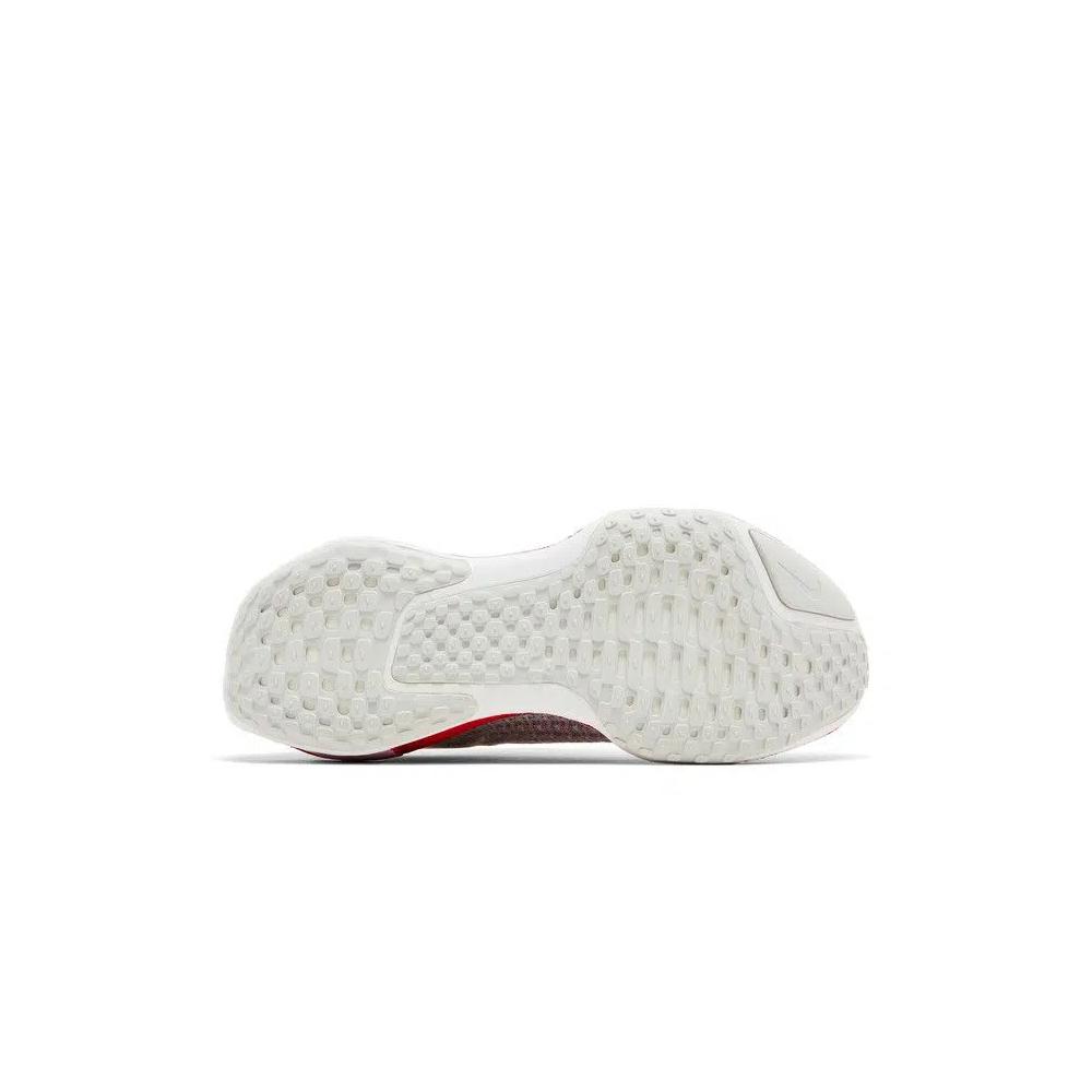 Кроссовки Nike ZoomX Invincible Run Flyknit 3 'Cement Grey Fire Red' 4