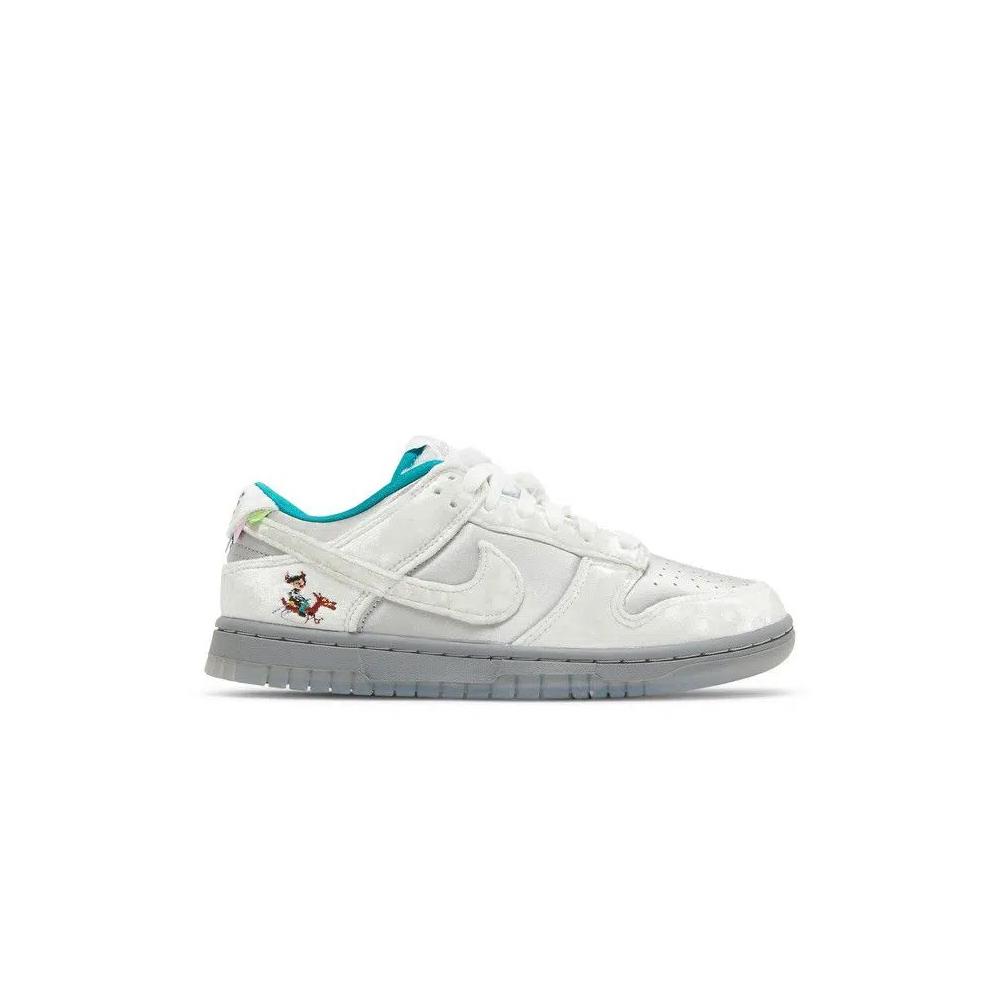 Кроссовки Nike Wmns Dunk Low 'Ice' 1