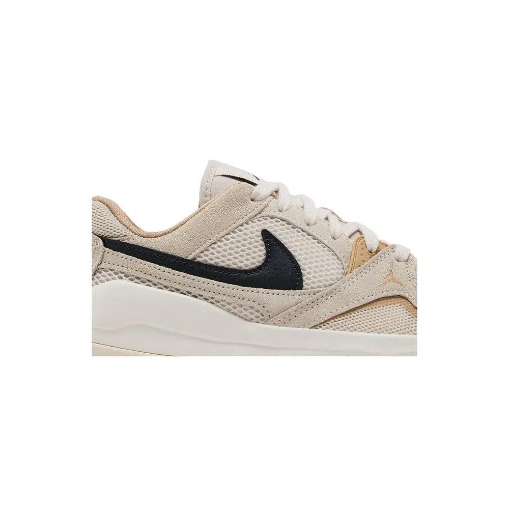 Кроссовки Wmns Air Jordan CMFT Era 'Light Orewood Brown' 2