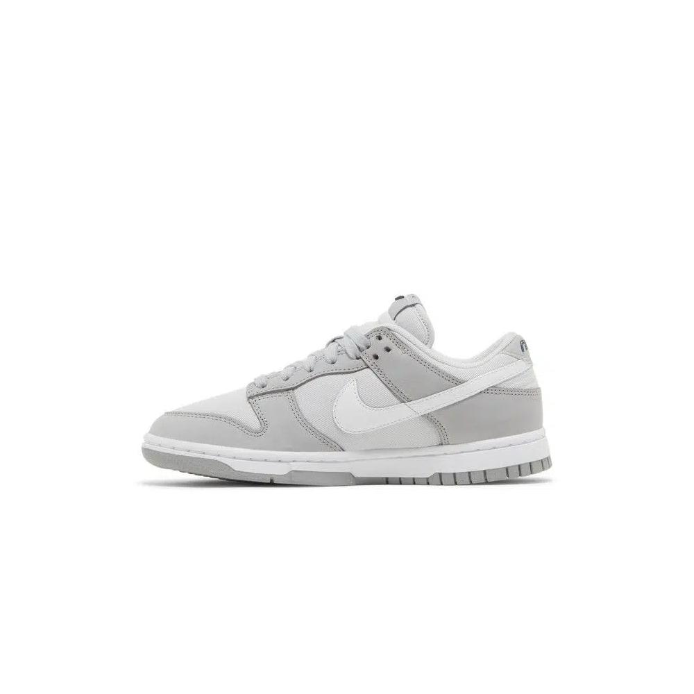 Кроссовки Nike Wmns Dunk Low LX 'Light Smoke Grey' 3