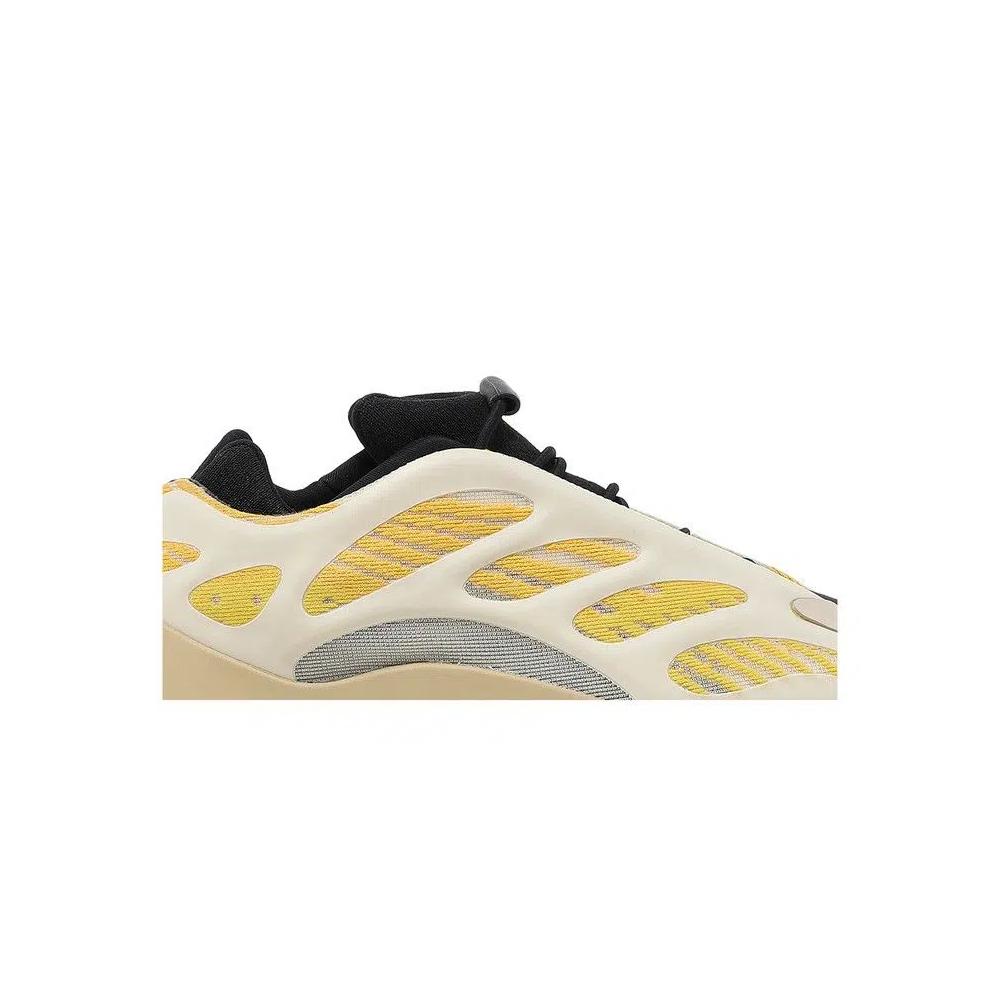 Кроссовки adidas Yeezy 700 V3 Kids 'Safflower' 2