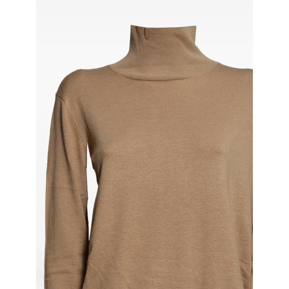 roll-neck sweater 2