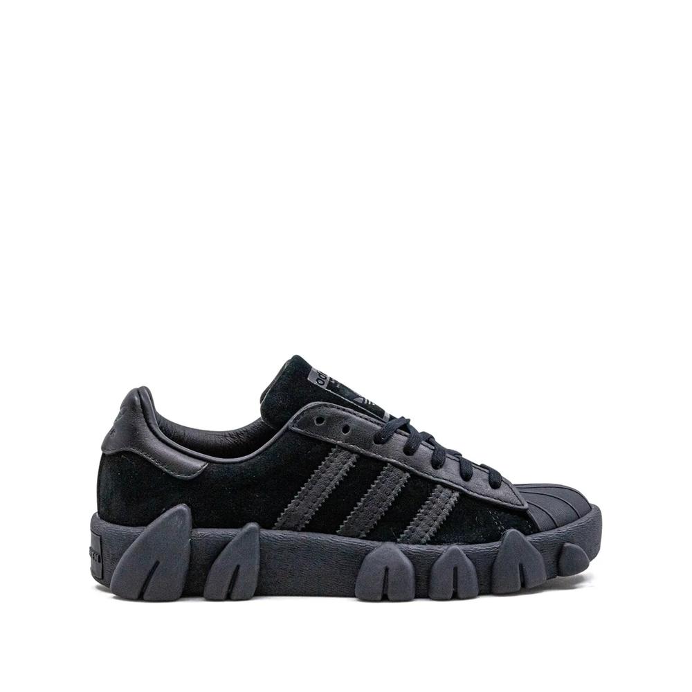 Кеды Superstar 80s Core Black из коллаборации с Angel Chen 1