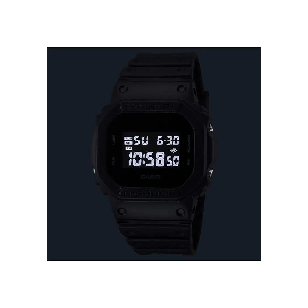 CASIO G-SHOCK DW-5600UBB-1 2