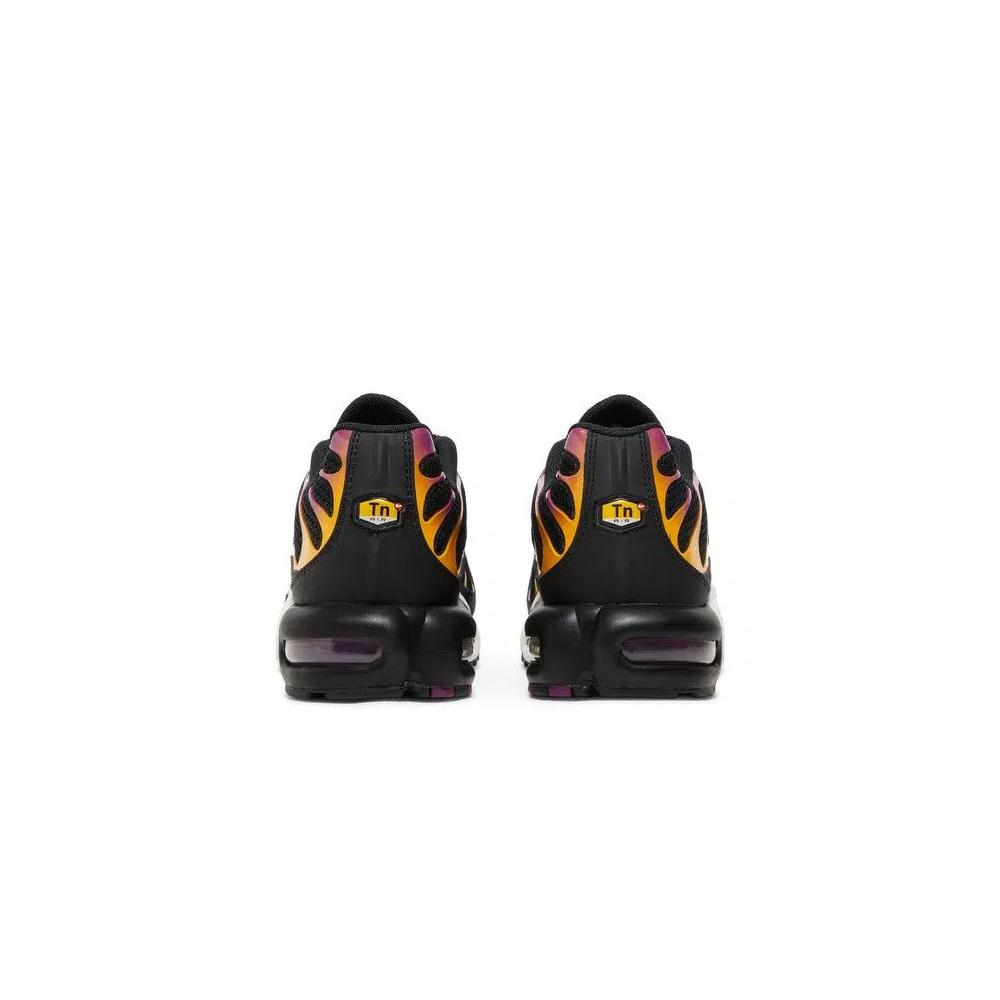 Кроссовки Nike Air Max Plus 'Black University Gold Viotech' 6