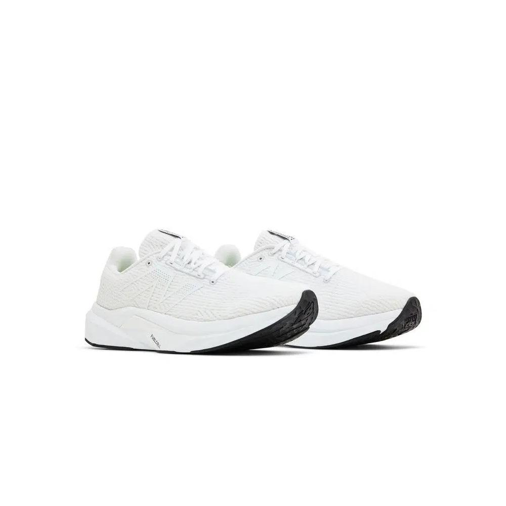 Кроссовки New Balance FuelCell Propel v5 'White Black' 8