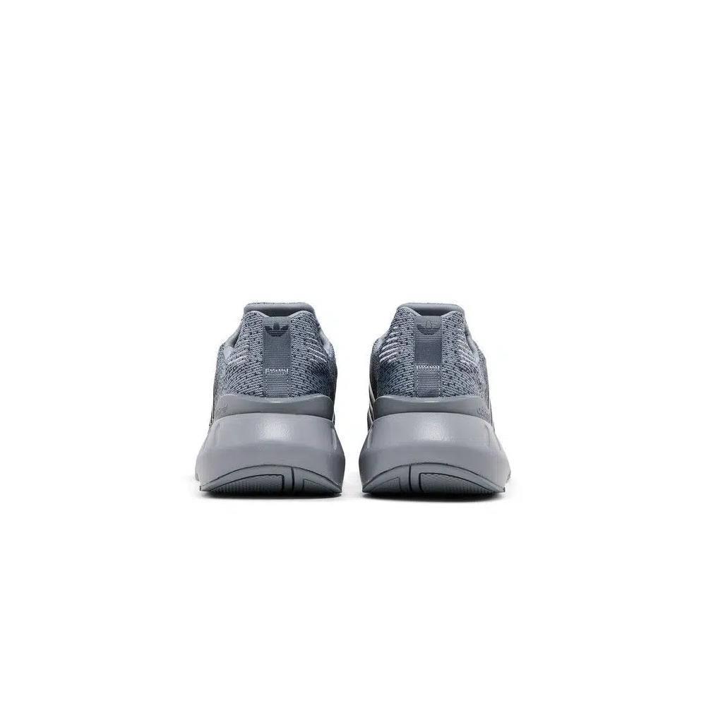 Кроссовки adidas Swift Run 22 'Тройной серый' 6