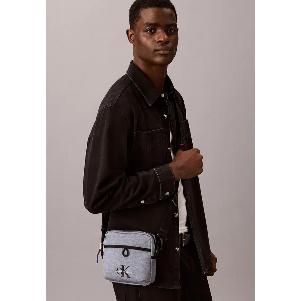 Квадратная сумка через плечо - Calvin Klein Accessories & Footwear 4
