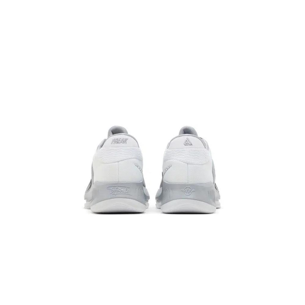 Кроссовки Nike Zoom Freak 4 TB 'Wolf Grey Black' 6