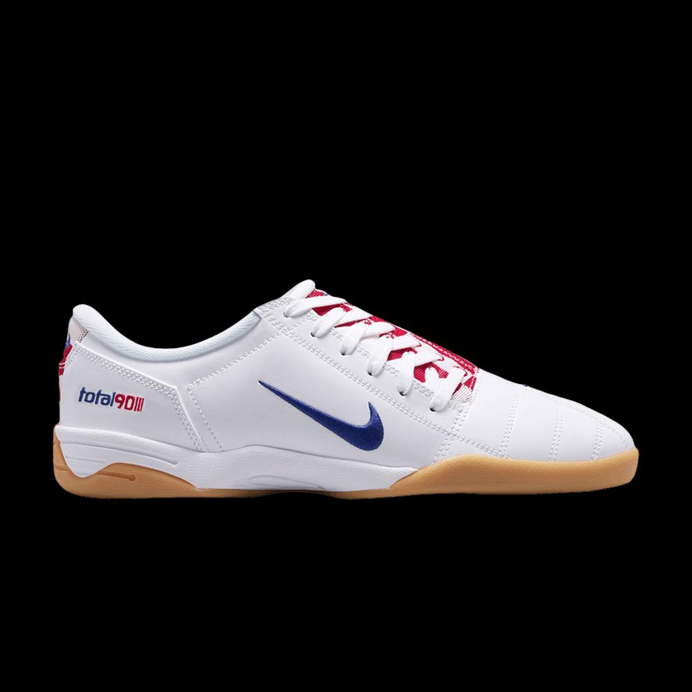 Обувь Nike Total 90 3 'Croatia' 1