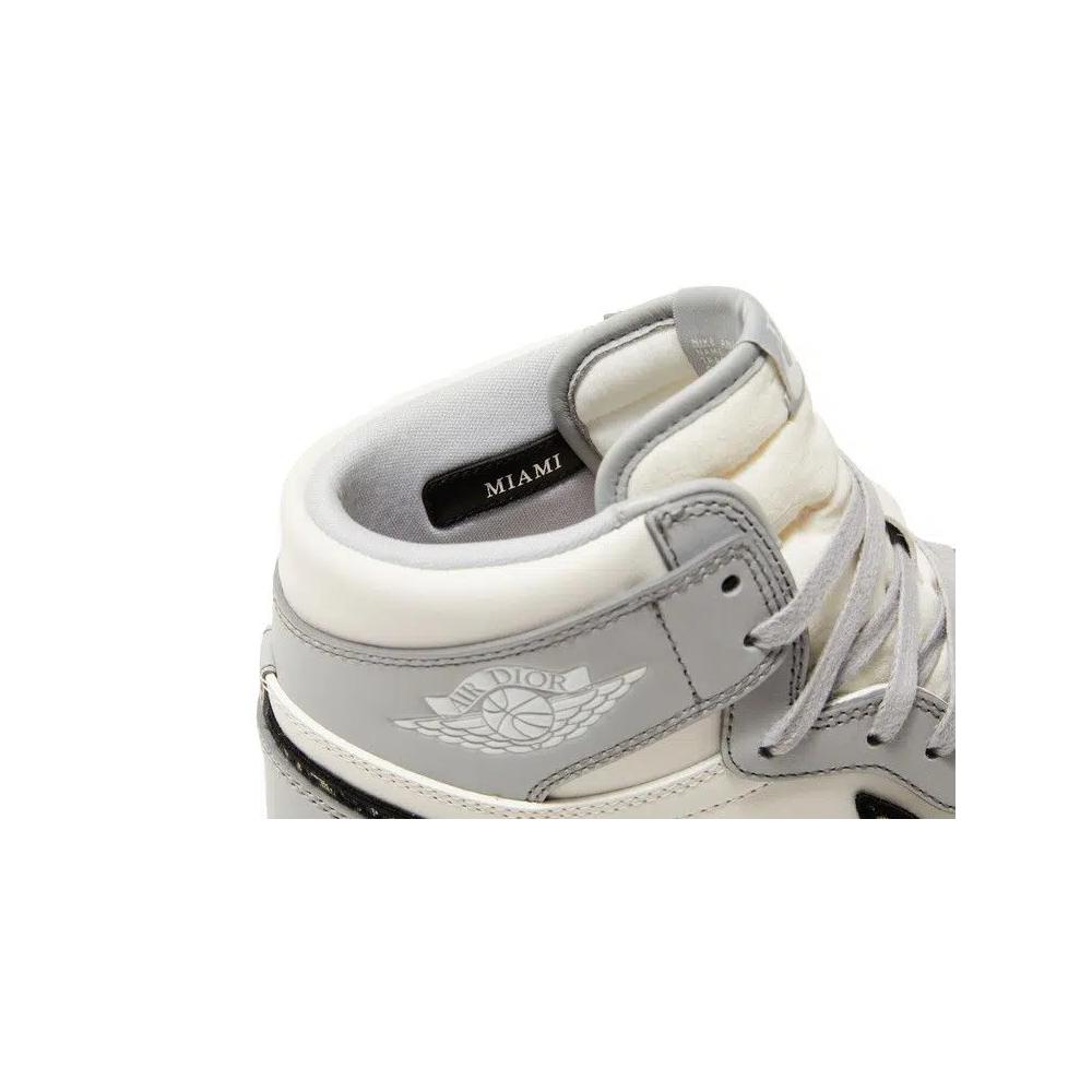 Образ жизни Баскетбол Dior x Air Jordan 1 High 9