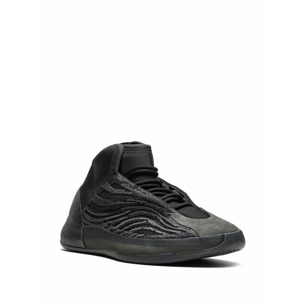 Кроссовки YEEZY Quantum Onyx 2