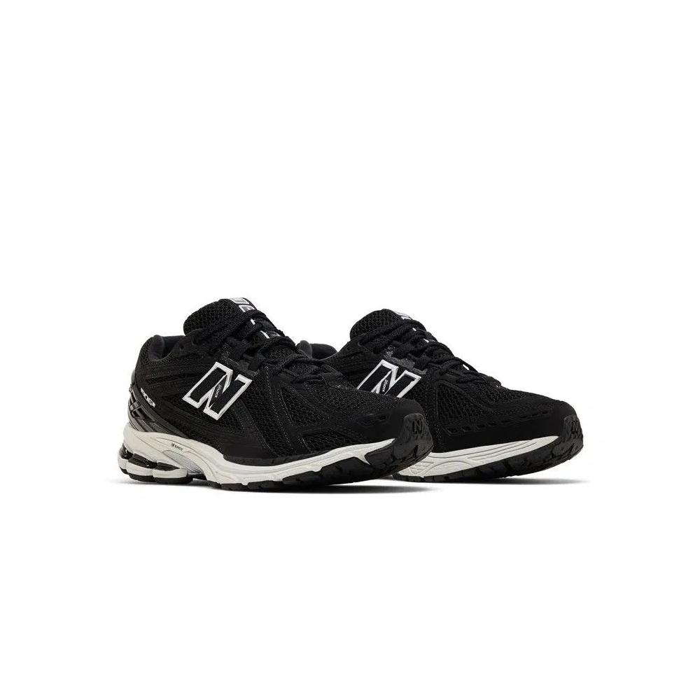 Кроссовки New Balance 1906R 'Black White' 8