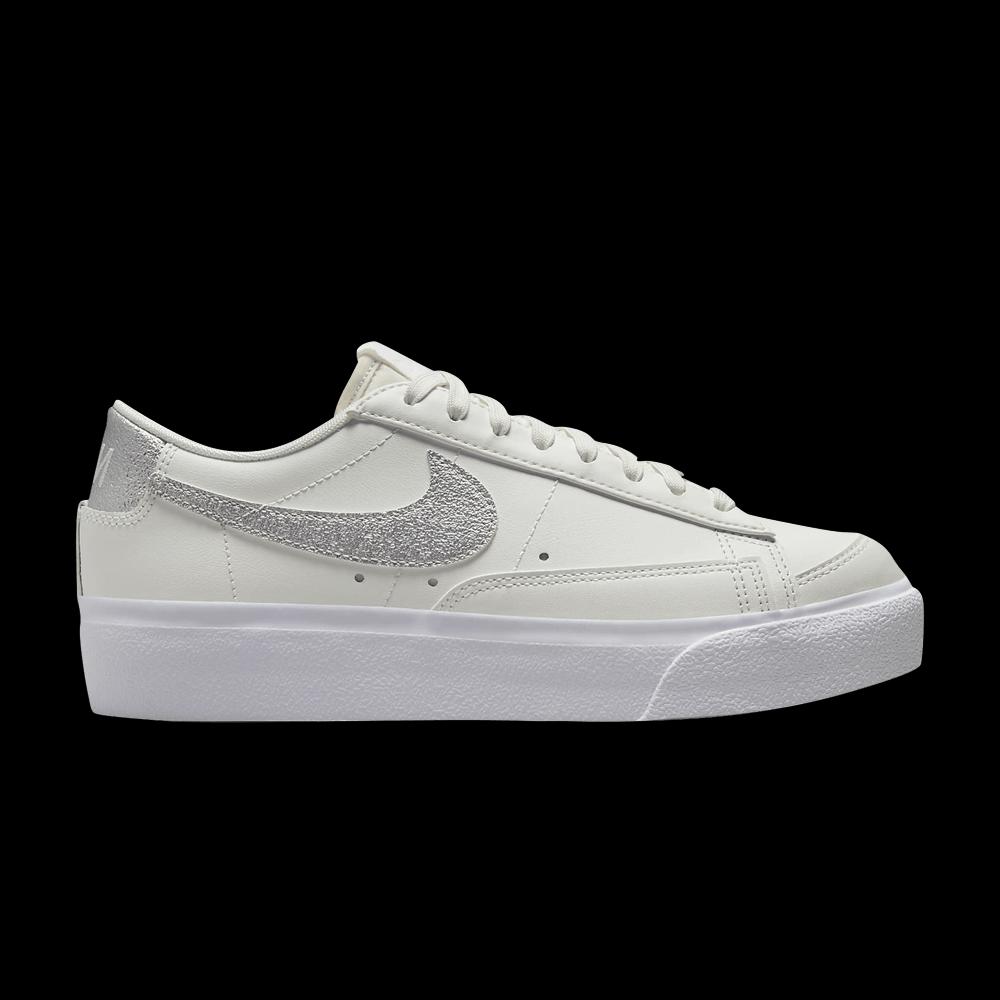 Кроссовки Nike Wmns Blazer Low Platform 'White Metallic Silver' 1