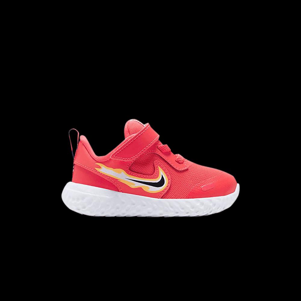 Sneakers Nike Revolution 5 TD 'Пламенный Свуш' 1