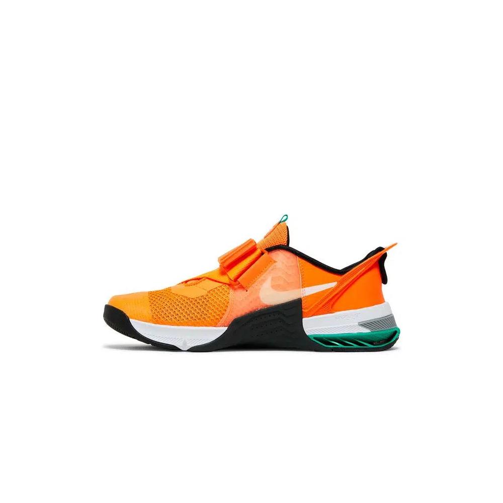 Кроссовки Nike Metcon 7 FlyEase 'Total Orange Clear Emerald' 3