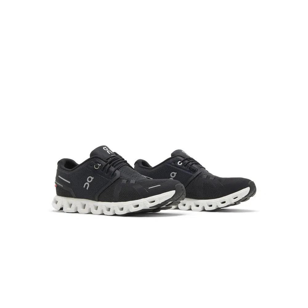 Кроссовки ON Wmns Cloud 5 'Black White' 8