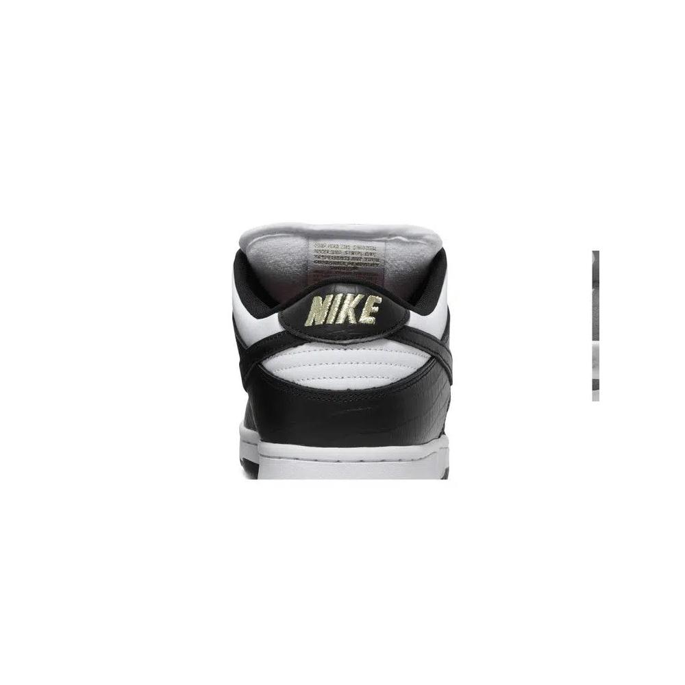 Кроссовки Supreme x Nike Dunk Low OG SB QS 'Black' 7
