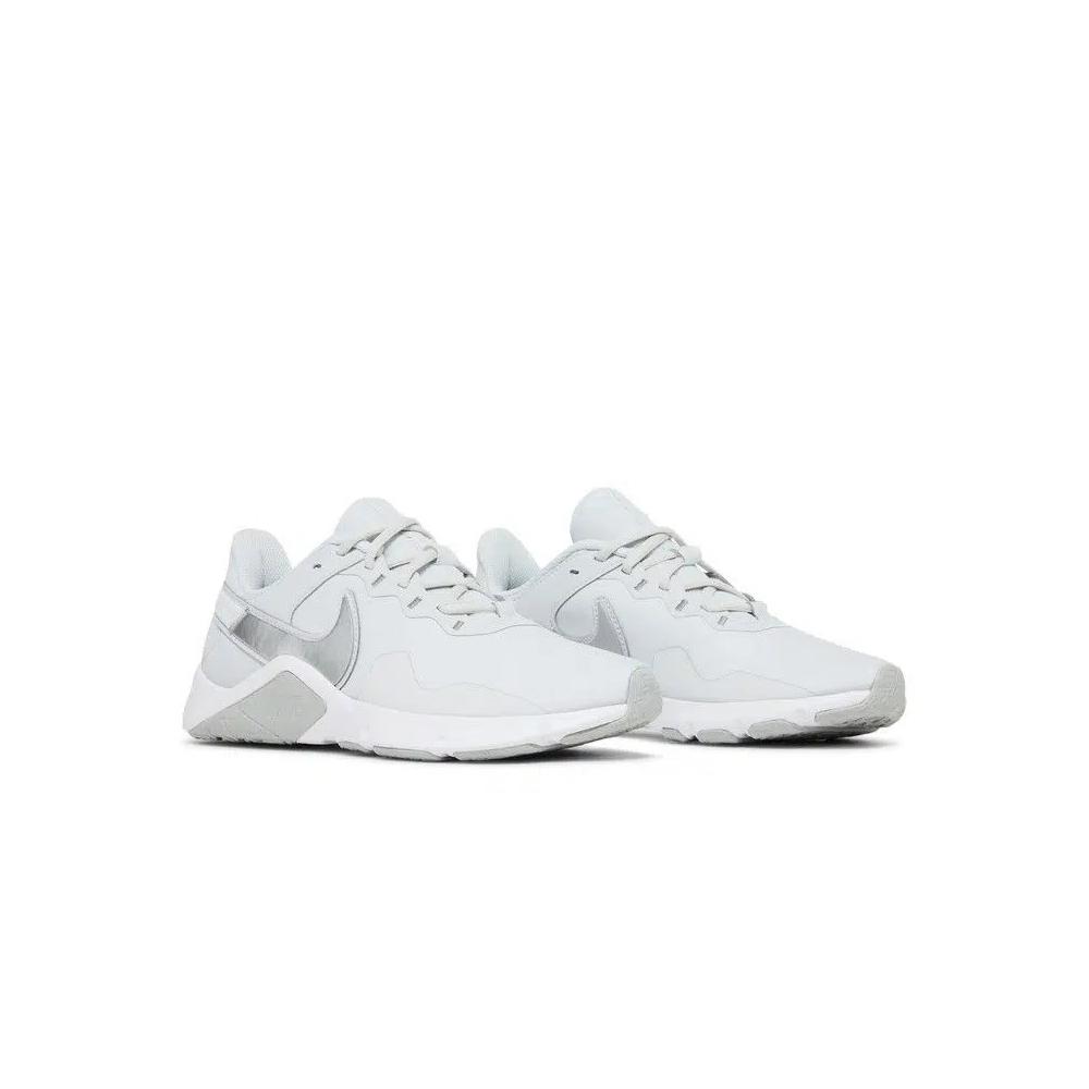 Кроссовки Nike Wmns Legend Essential 2 'Photon Dust Metallic Silver' 8