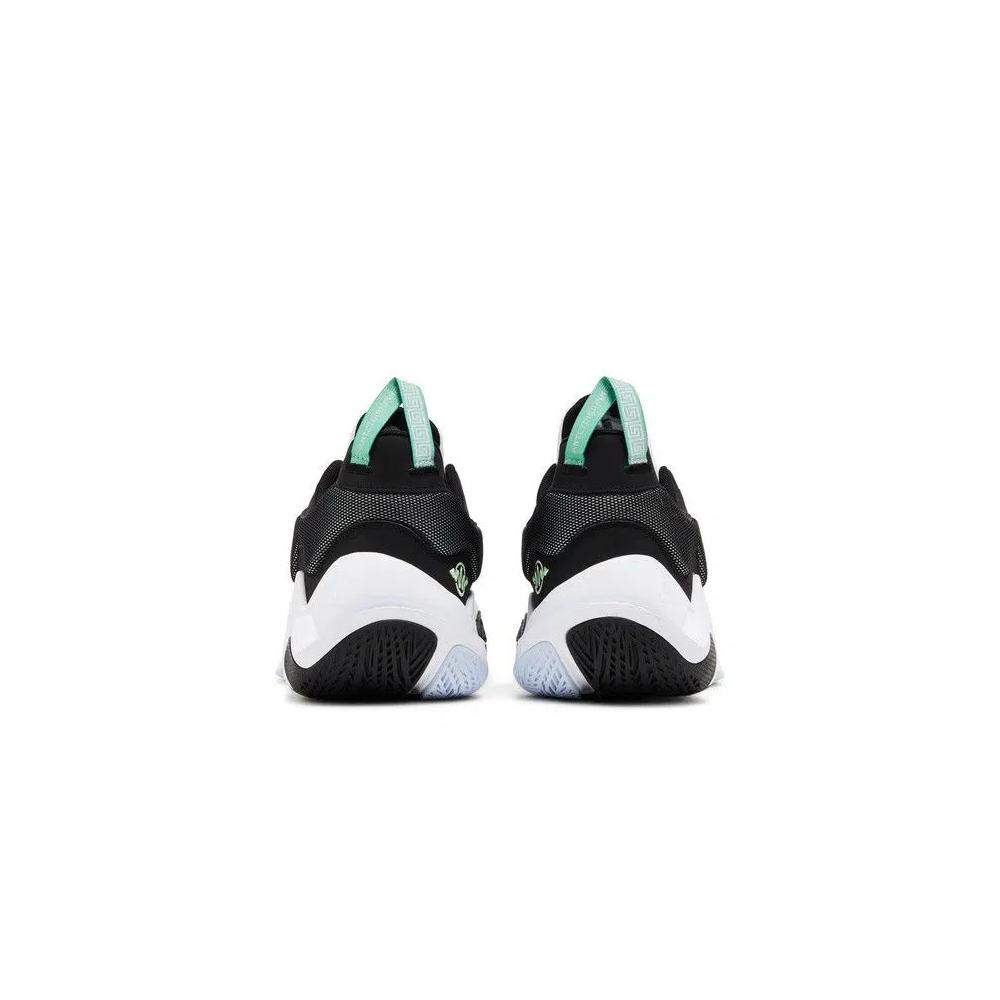 Кроссовки Nike Giannis Immortality 2 'White Black Volt' 6