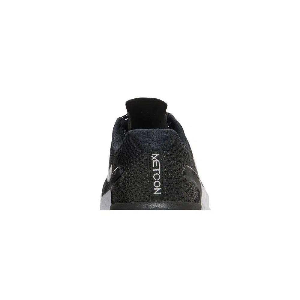 Кроссовки Nike Wmns Metcon 4 'Black Metallic Silver' 7