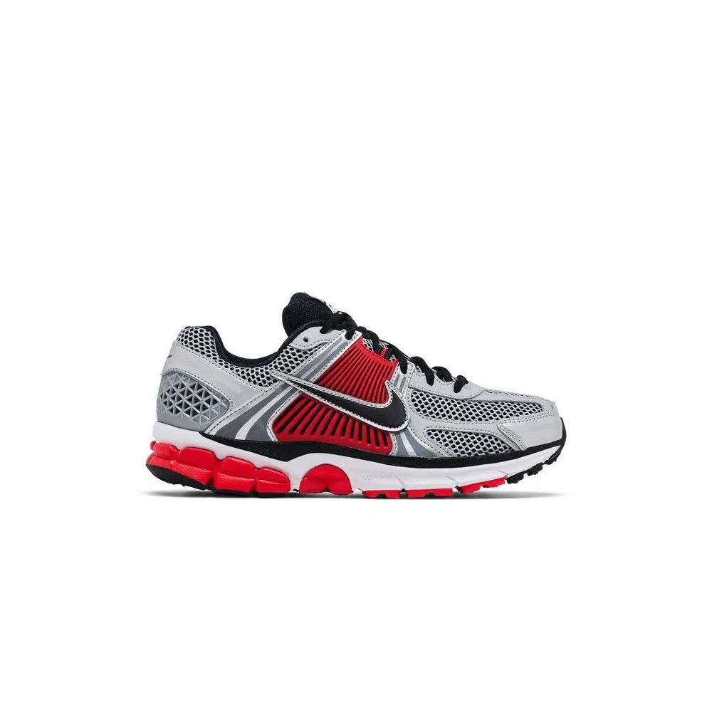 Кроссовки Nike Air Zoom Vomero 5 «Bright Crimson Metallic Silver» 1