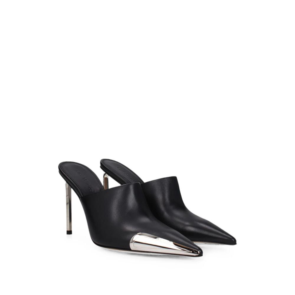 Туфли с металлическим декором 2