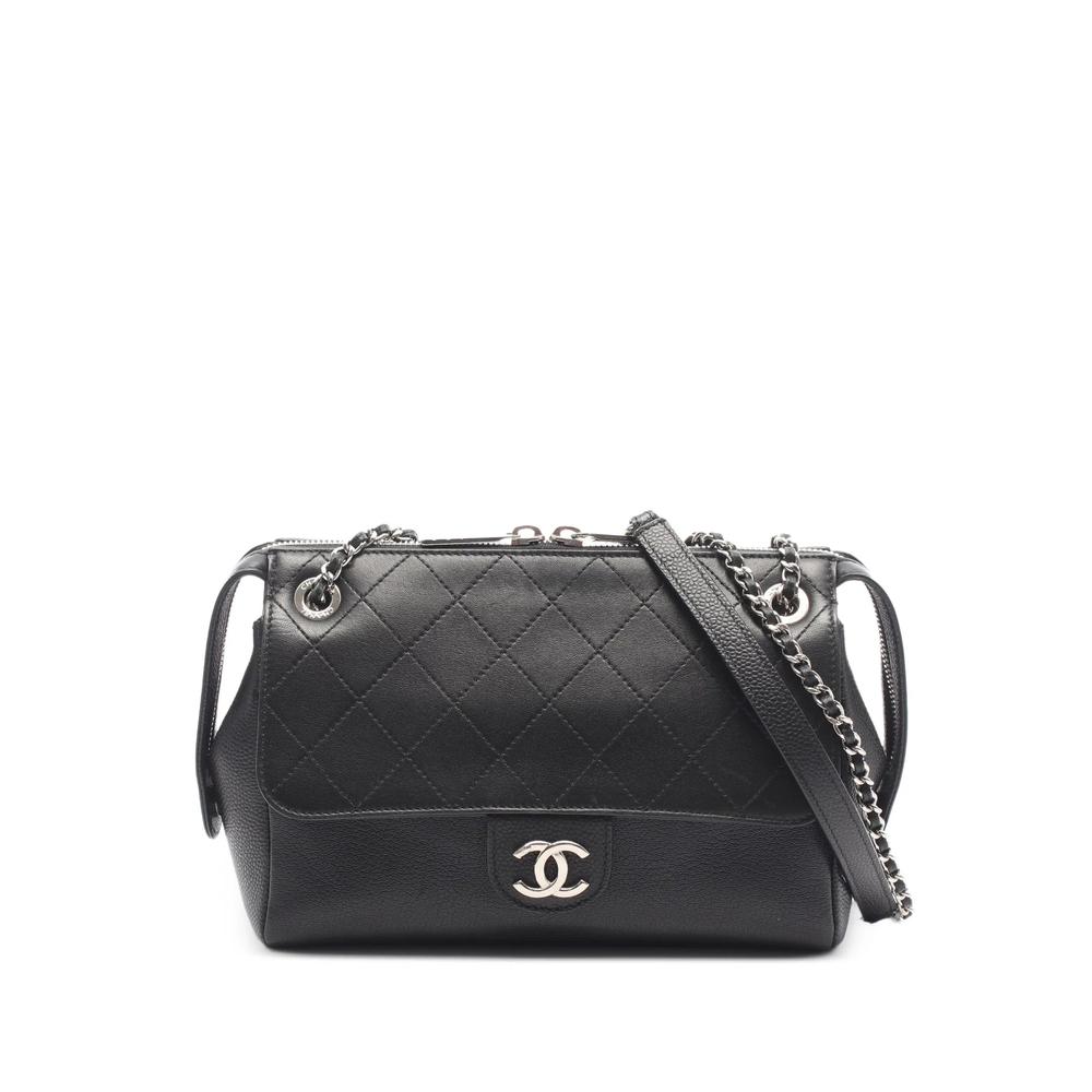 2016-2017 Matelassé leather shoulder bag 1