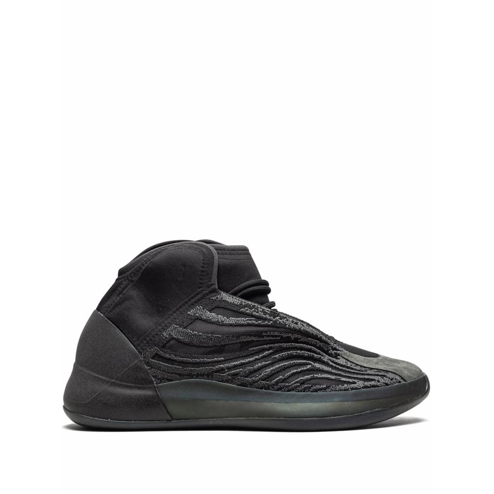 Кроссовки YEEZY Quantum Onyx 1