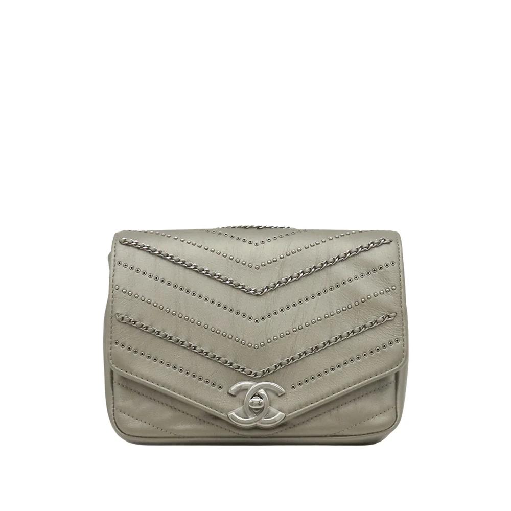 Маленькая сумка через плечо Chevron Calfskin Embellished Data Center Envelope Flap (2018-2019 годы) 1