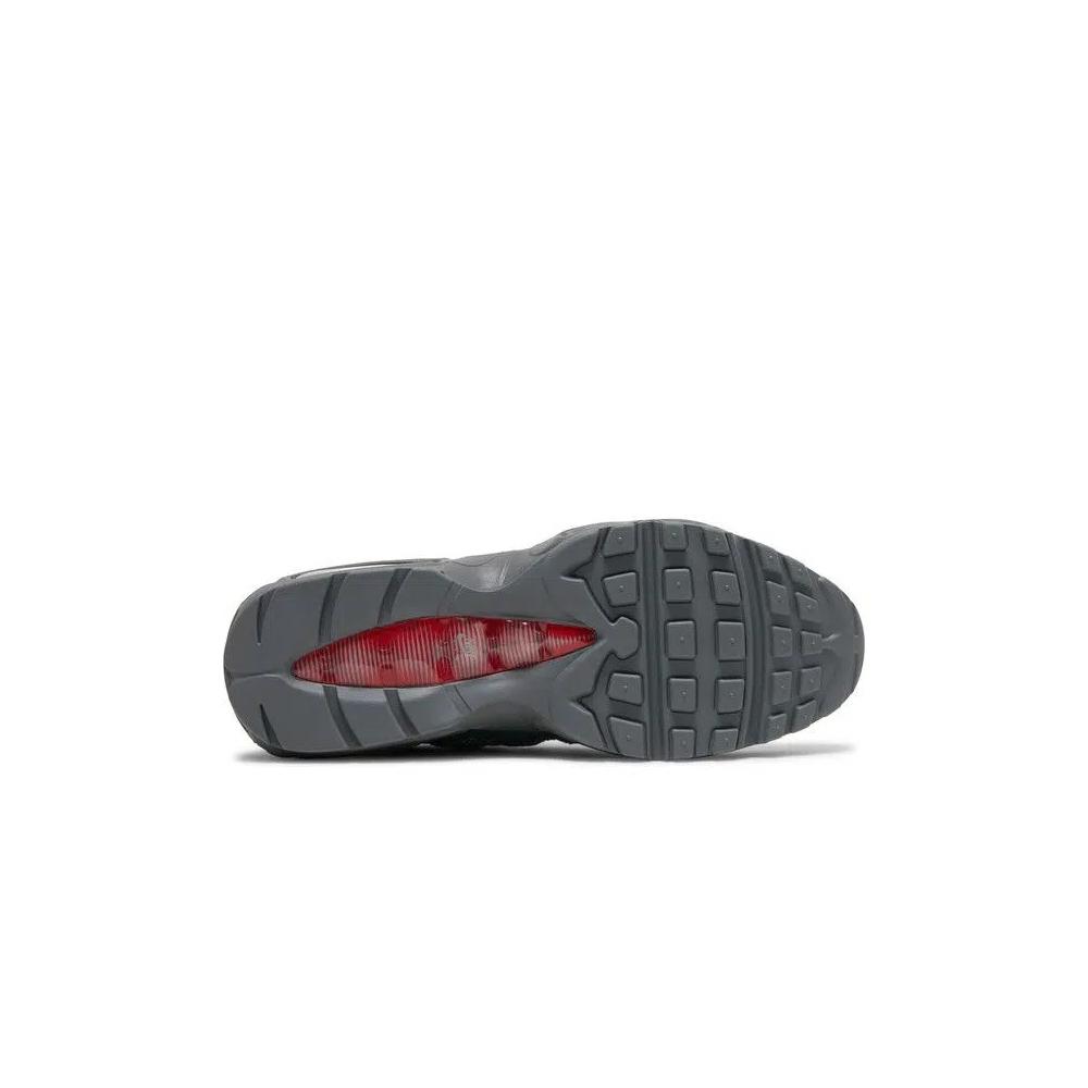 Кроссовки Nike Air Max 95 Essential 'Smoke Grey University Red' 4
