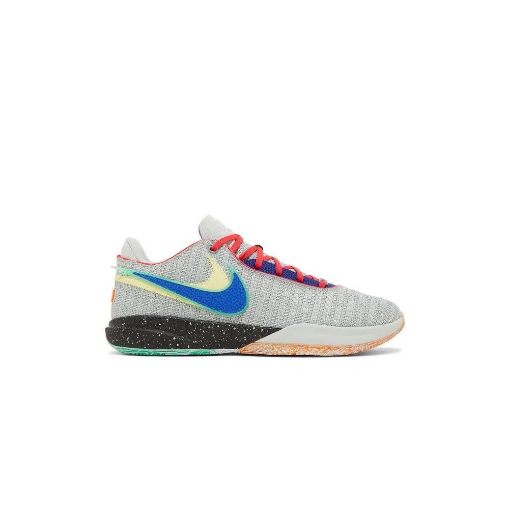 Кроссовки LeBron 20 'Nike Lifer' 1