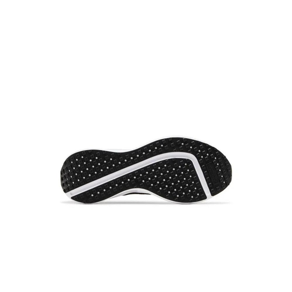 Кроссовки Nike Interact Run 'Black White' 4