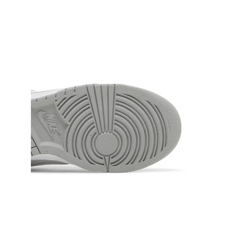 Кроссовки Nike Wmns Dunk Low LX 'Light Smoke Grey' 5
