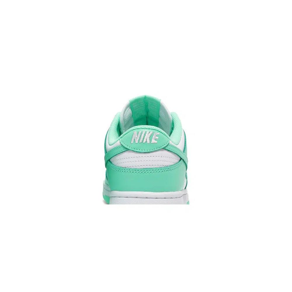 Кроссовки Nike Wmns Dunk Low 'Green Glow' 7
